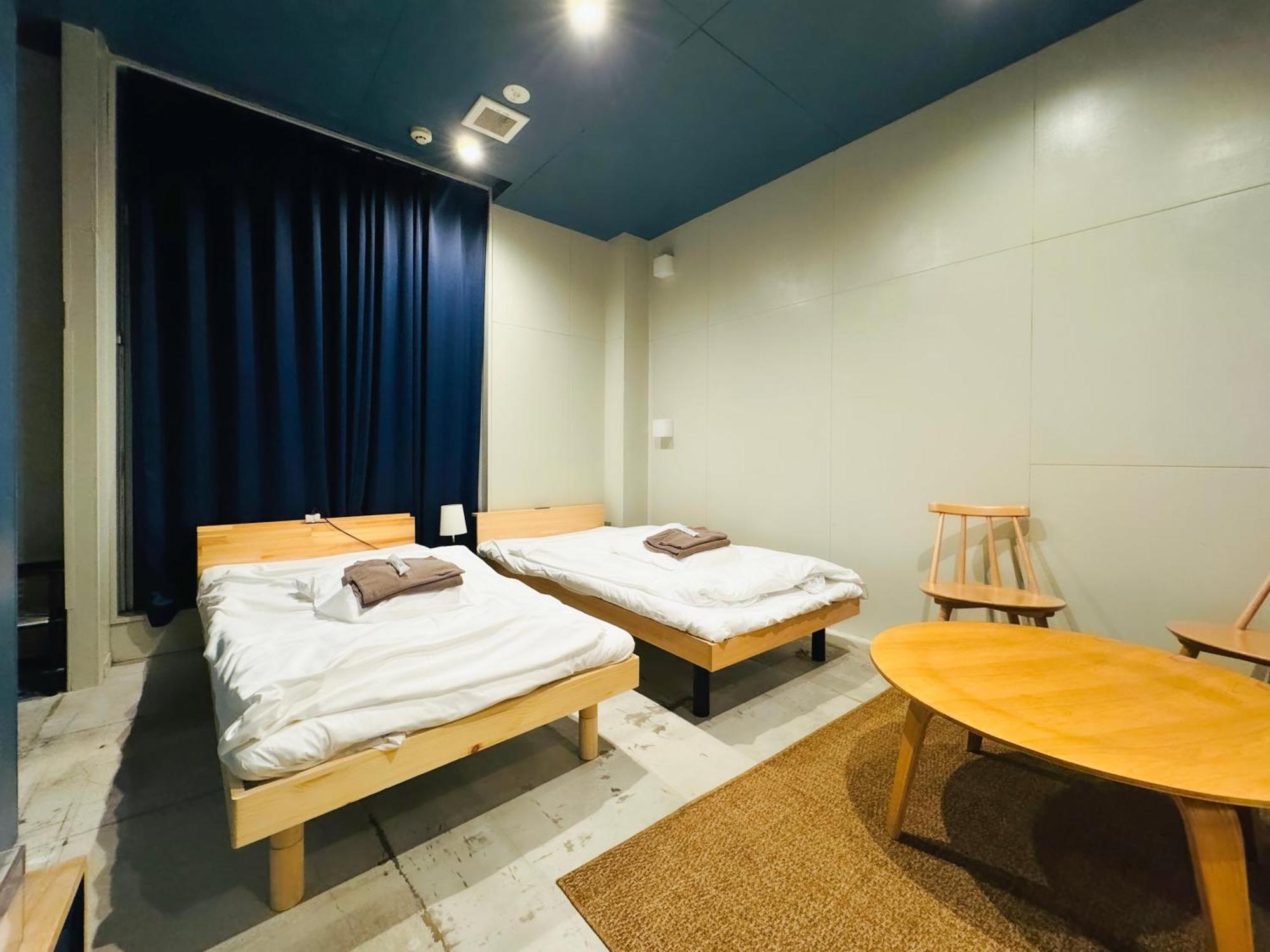 Hostel STAND BY ME Fukuoka  Buitenkant foto